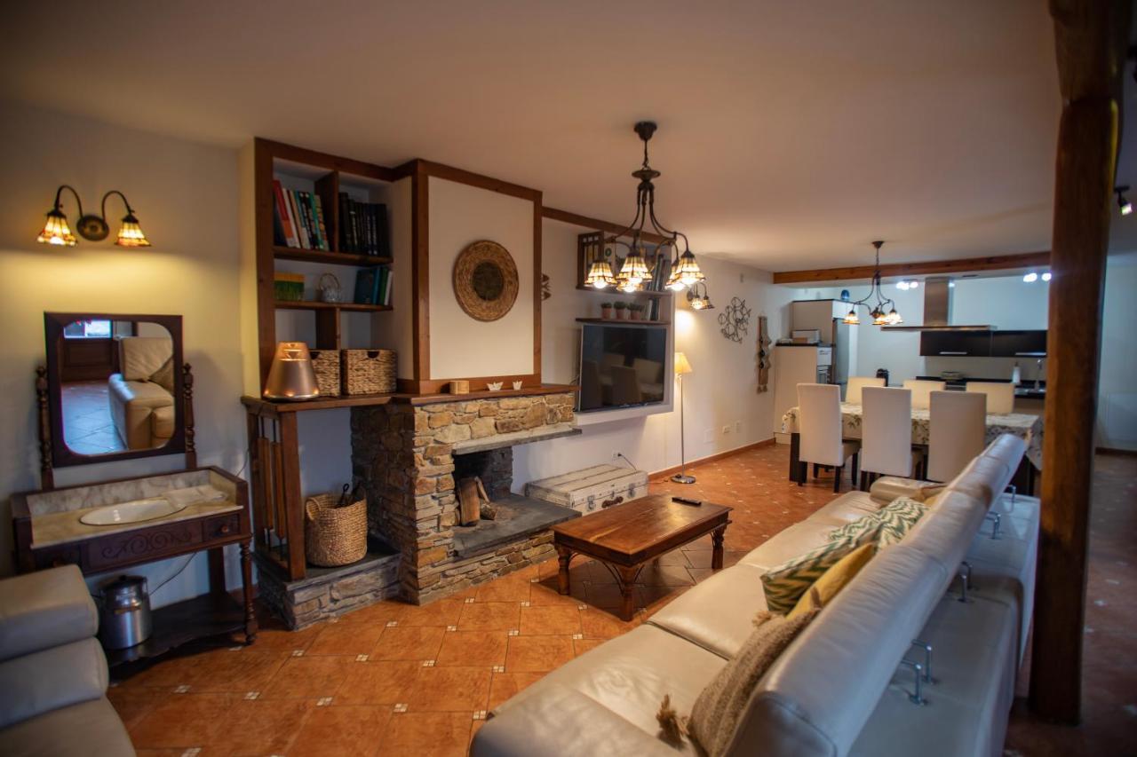 منزل الضيف Casa Ria De نافيا المظهر الخارجي الصورة